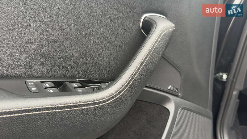 Универсал Skoda Superb 2022 в Сваляве