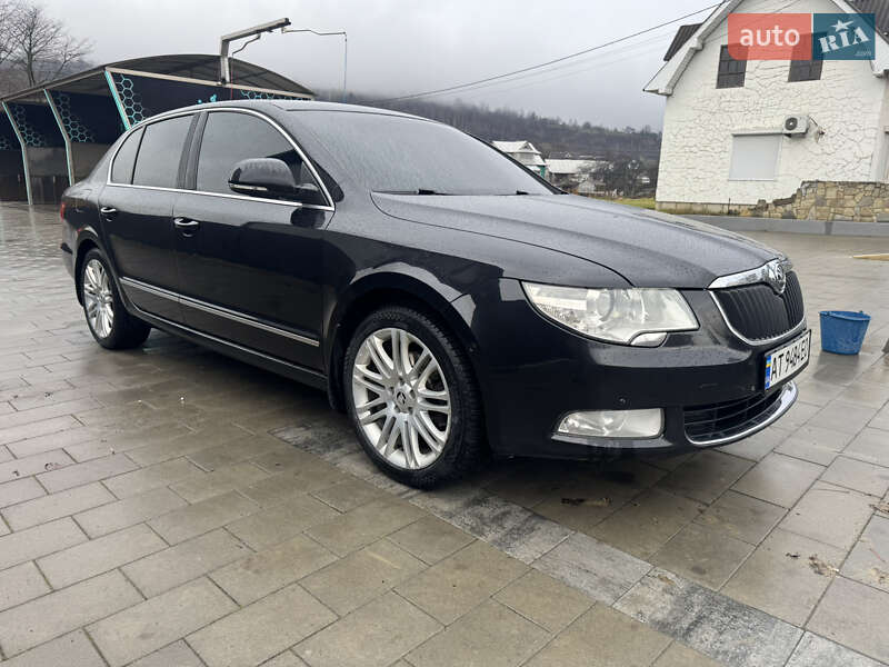 Лифтбек Skoda Superb 2012 в Делятине