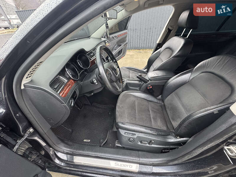 Лифтбек Skoda Superb 2012 в Делятине