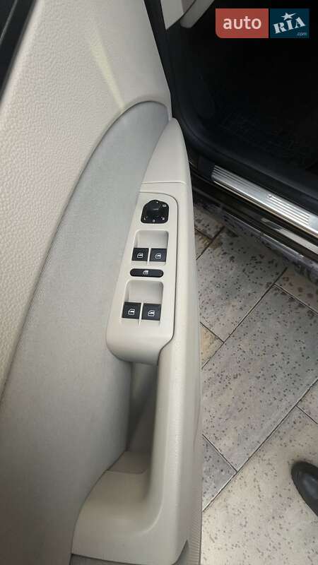 Универсал Skoda Superb 2014 в Измаиле