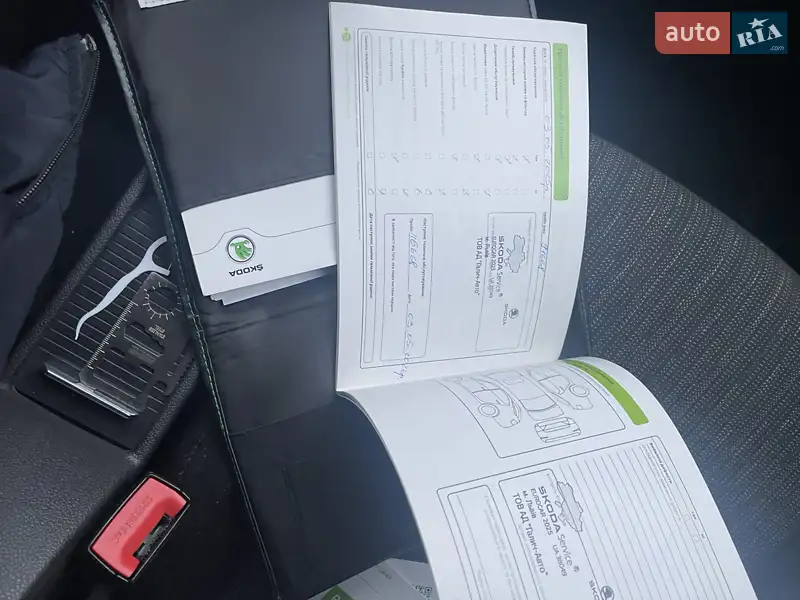 Лифтбек Skoda Superb 2014 в Львове документ