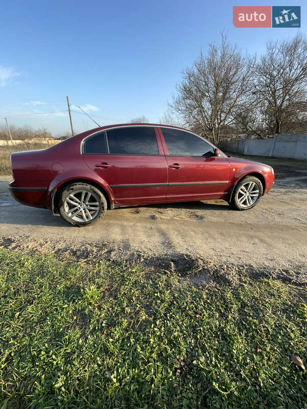 Ліфтбек Skoda Superb 2003 в Харкові