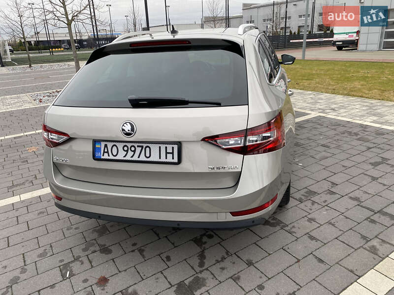 Универсал Skoda Superb 2016 в Мукачево
