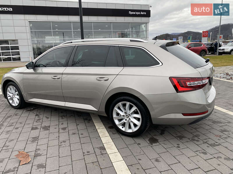 Универсал Skoda Superb 2016 в Мукачево