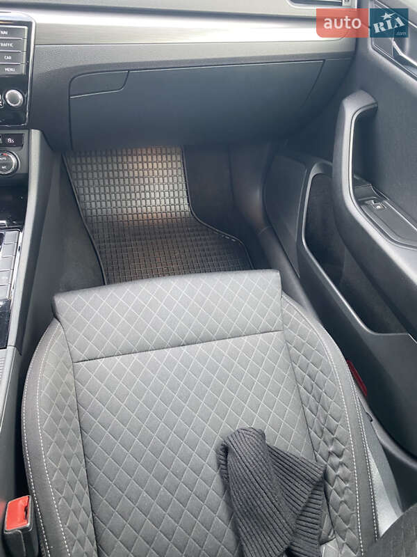 Универсал Skoda Superb 2016 в Мукачево