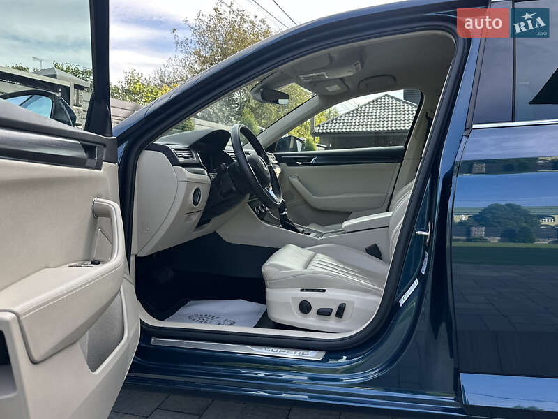 Лифтбек Skoda Superb 2019 в Луцке