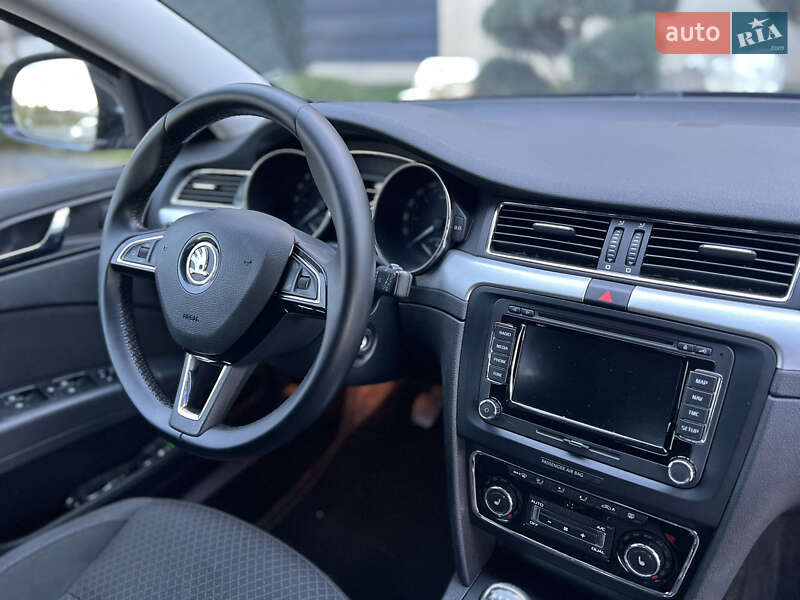 Универсал Skoda Superb 2015 в Львове