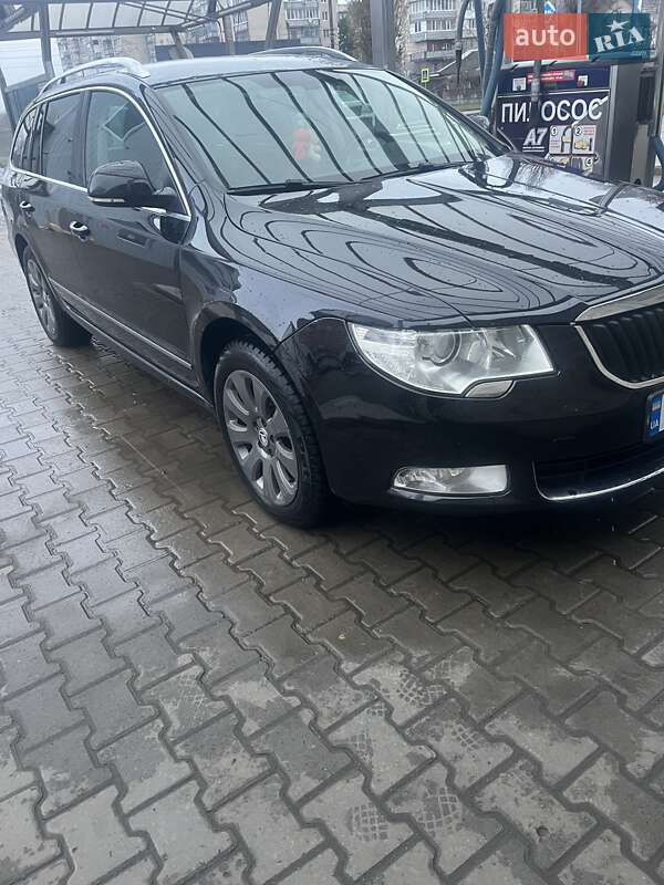 Універсал Skoda Superb 2012 в Хмельницькому