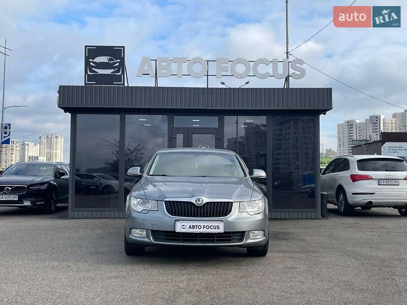 Универсал Skoda Superb 2008 в Киеве