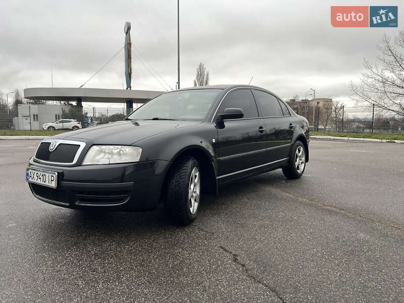Лифтбек Skoda Superb 2005 в Харькове
