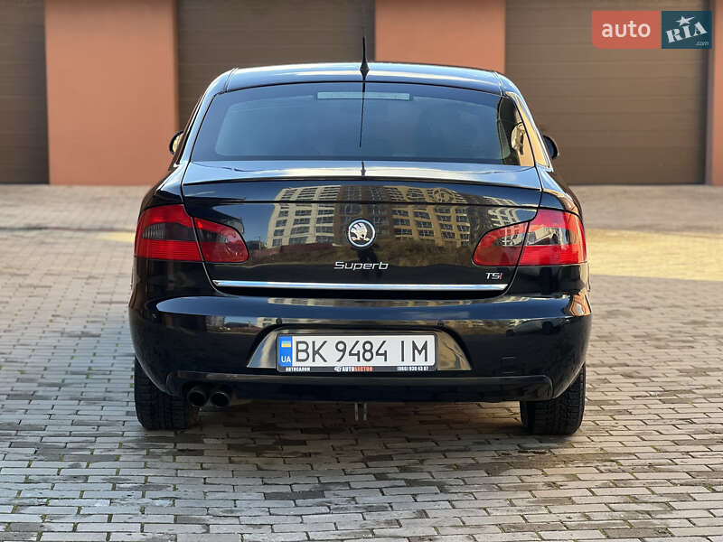 Лифтбек Skoda Superb 2008 в Ровно
