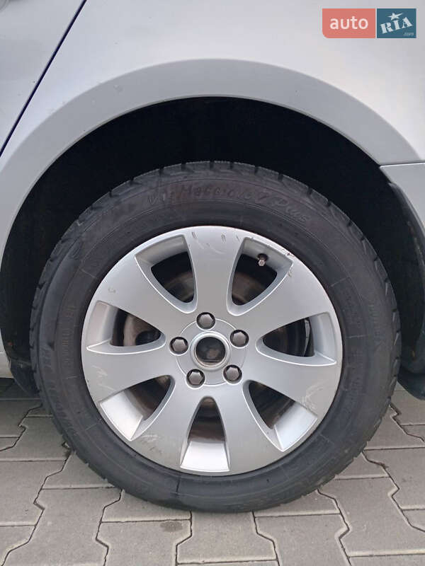 Лифтбек Skoda Superb 2013 в Киеве