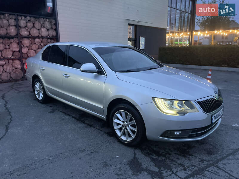 Ліфтбек Skoda Superb 2014 в Виноградові фото 3 Ліфтбек Skoda Superb 2014 в Виноградові