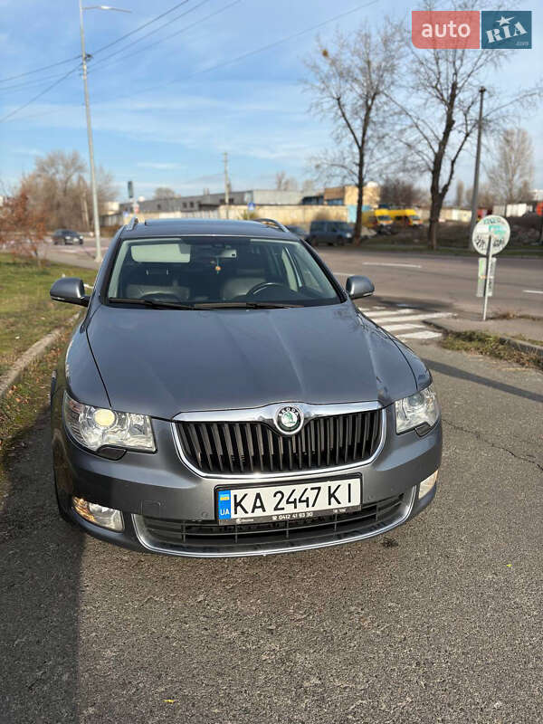 Универсал Skoda Superb 2012 в Киеве