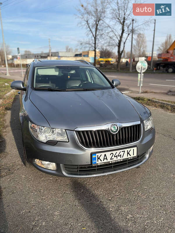Универсал Skoda Superb 2012 в Киеве