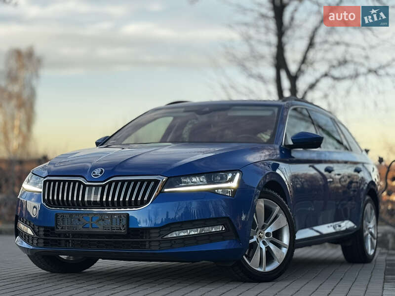 Універсал Skoda Superb 2022 в Дрогобичі