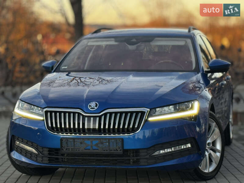 Універсал Skoda Superb 2022 в Дрогобичі