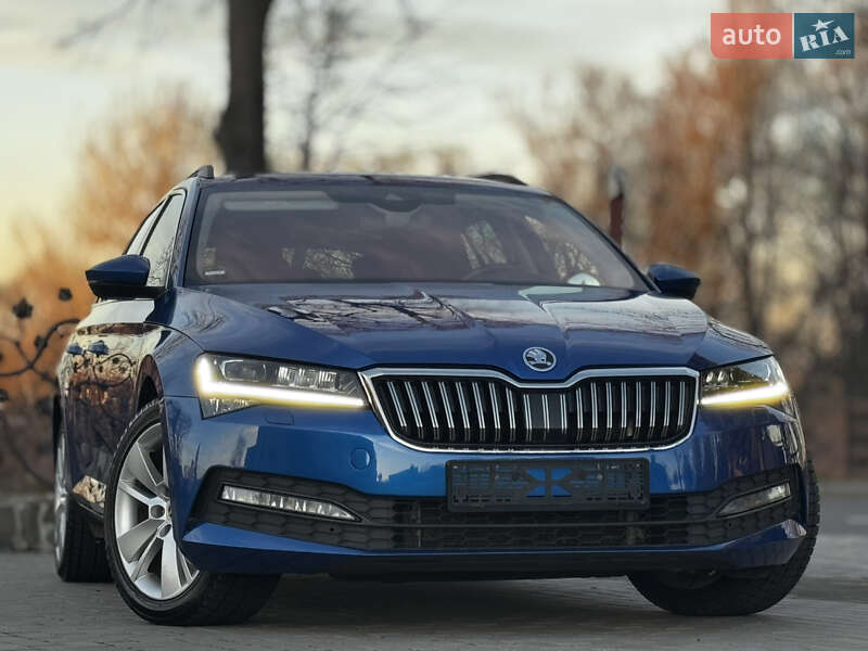 Універсал Skoda Superb 2022 в Дрогобичі