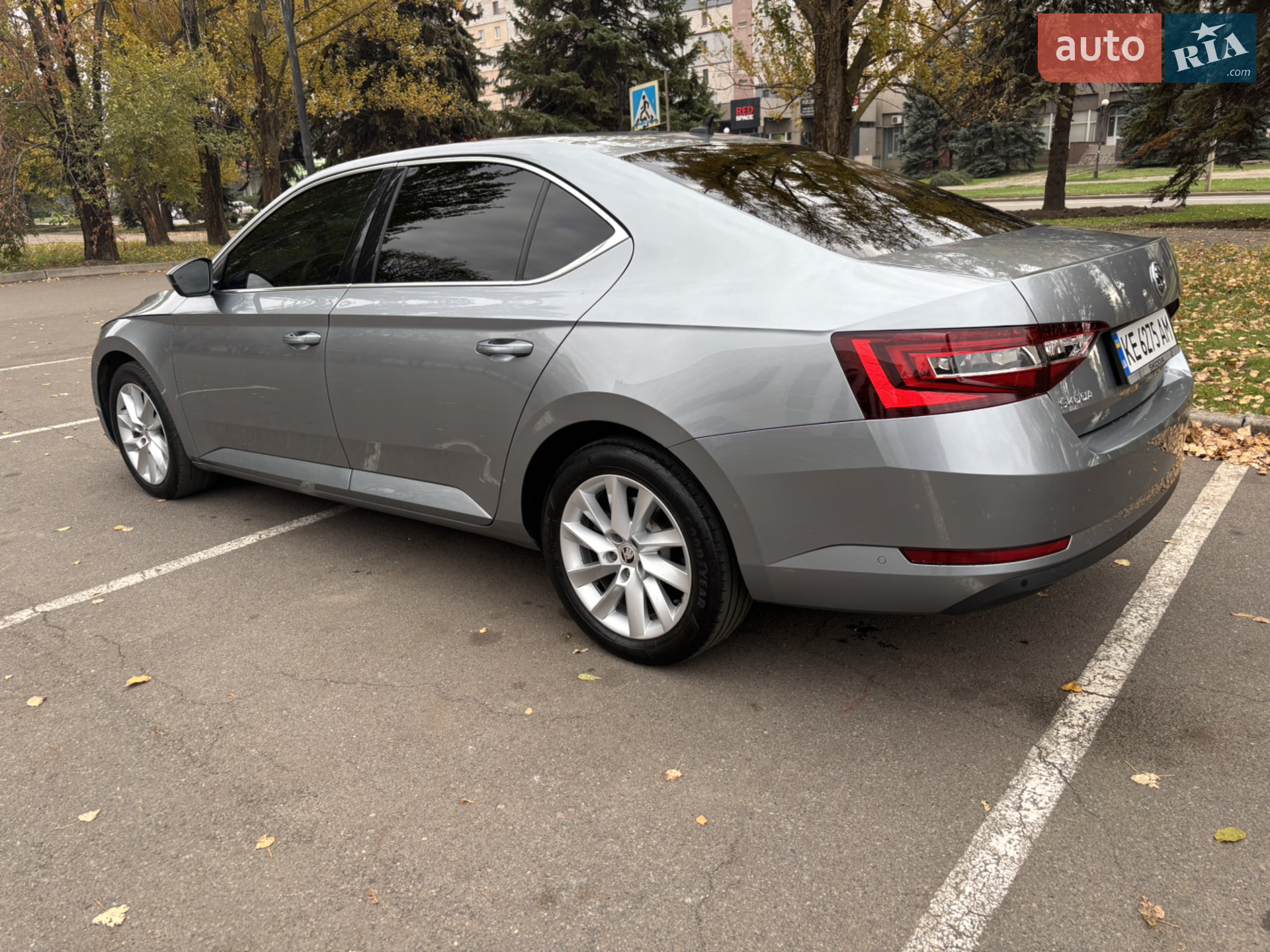 2019 Skoda Superb - мініатюра 9