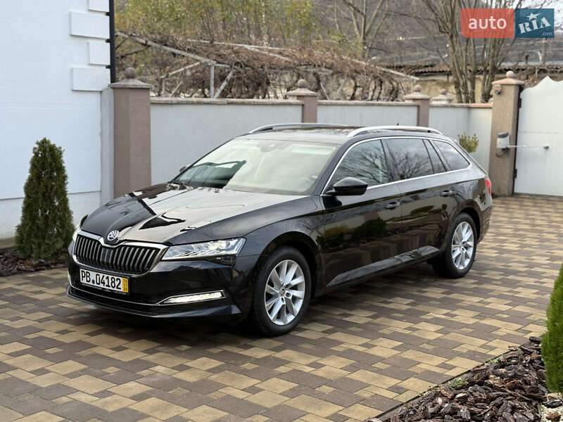 Универсал Skoda Superb 2021 в Мукачево