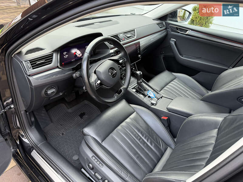 Универсал Skoda Superb 2021 в Мукачево
