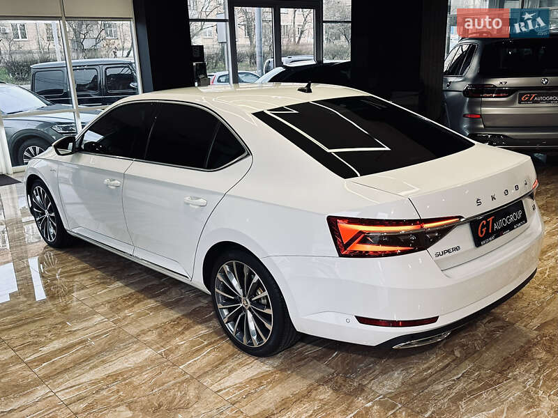 Ліфтбек Skoda Superb 2021 в Києві
