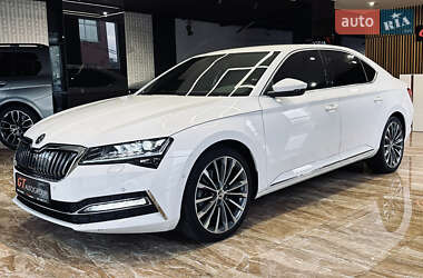 Лифтбек Skoda Superb 2021 в Киеве