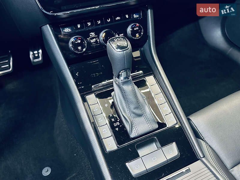 Ліфтбек Skoda Superb 2021 в Києві