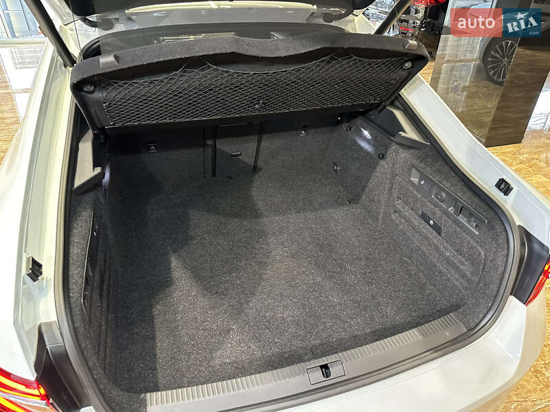 Ліфтбек Skoda Superb 2021 в Києві