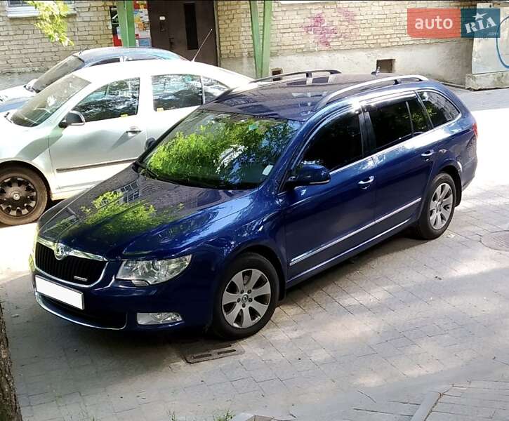 Універсал Skoda Superb 2012 в Львові
