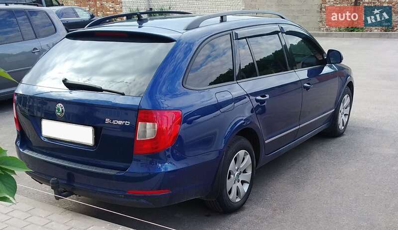 Універсал Skoda Superb 2012 в Львові