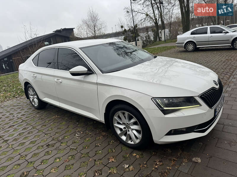 Ліфтбек Skoda Superb 2018 в Києві
