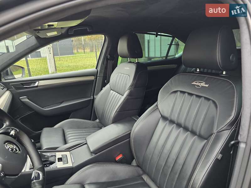 Лифтбек Skoda Superb 2021 в Ковеле