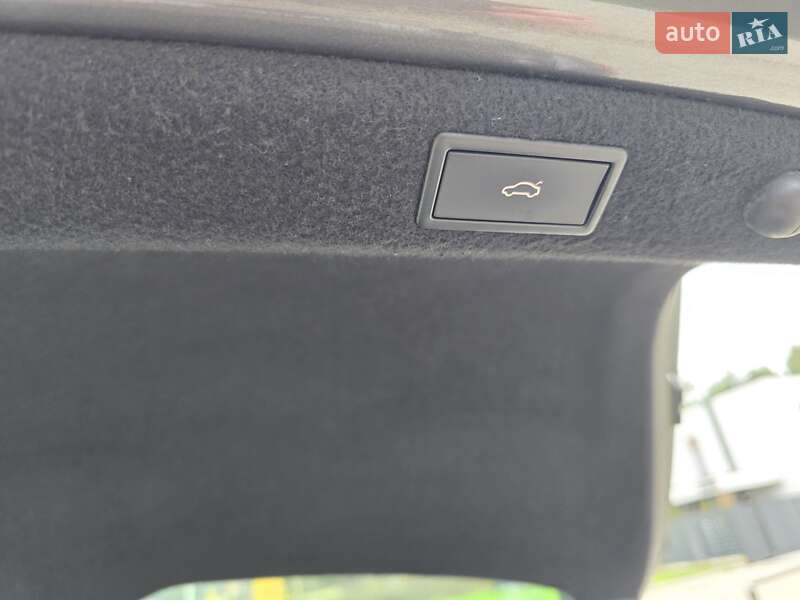 Лифтбек Skoda Superb 2021 в Ковеле