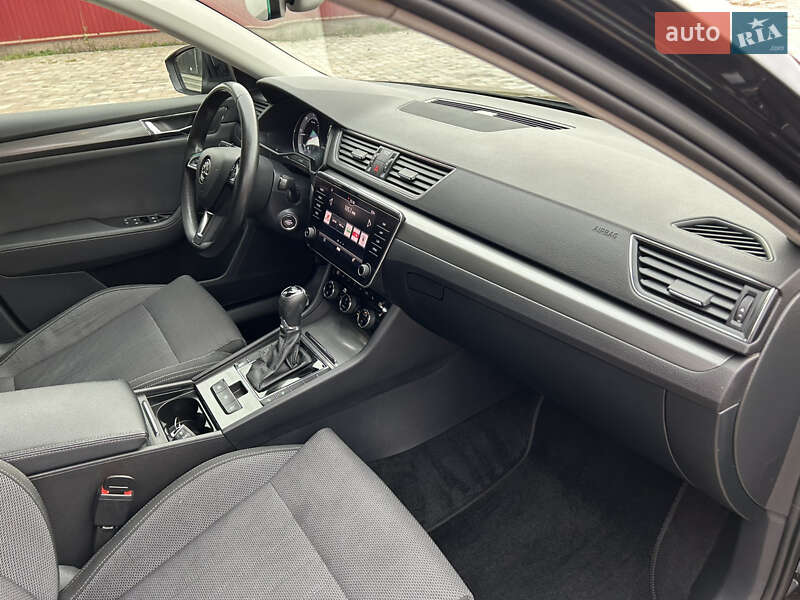 Лифтбек Skoda Superb 2019 в Тячеве фото 32 Лифтбек Skoda Superb 2019 в Тячеве