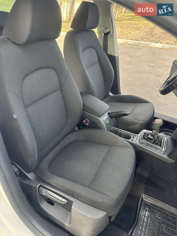 Універсал Skoda Superb 2011 в Харкові