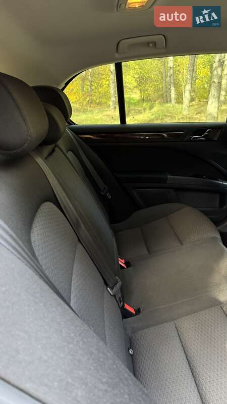 Ліфтбек Skoda Superb 2013 в Запоріжжі