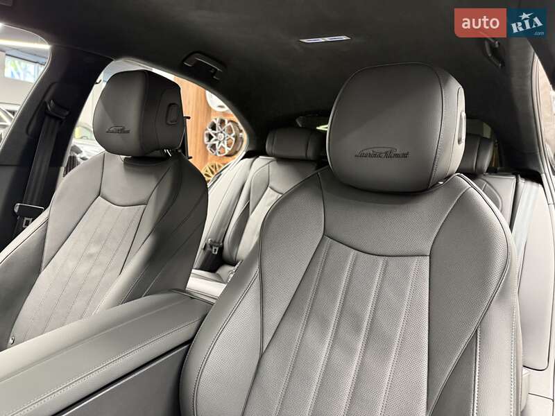 Лифтбек Skoda Superb 2025 в Киеве