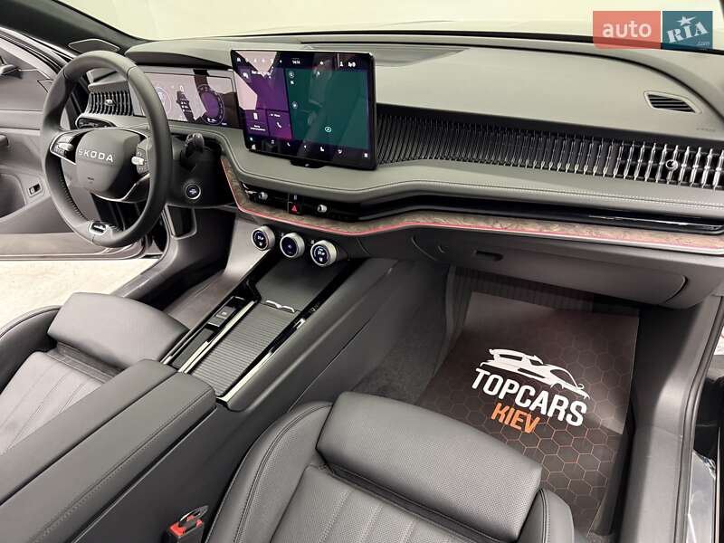 Лифтбек Skoda Superb 2025 в Киеве