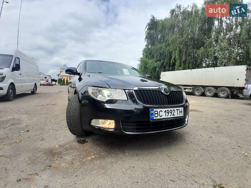 Лифтбек Skoda Superb 2008 в Самборе