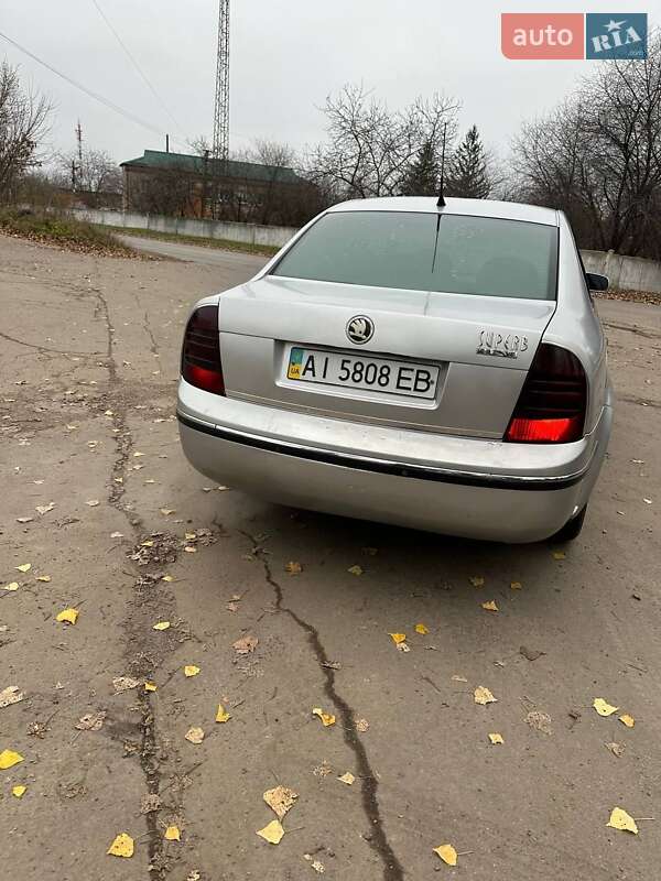 Ліфтбек Skoda Superb 2002 в Білій Церкві