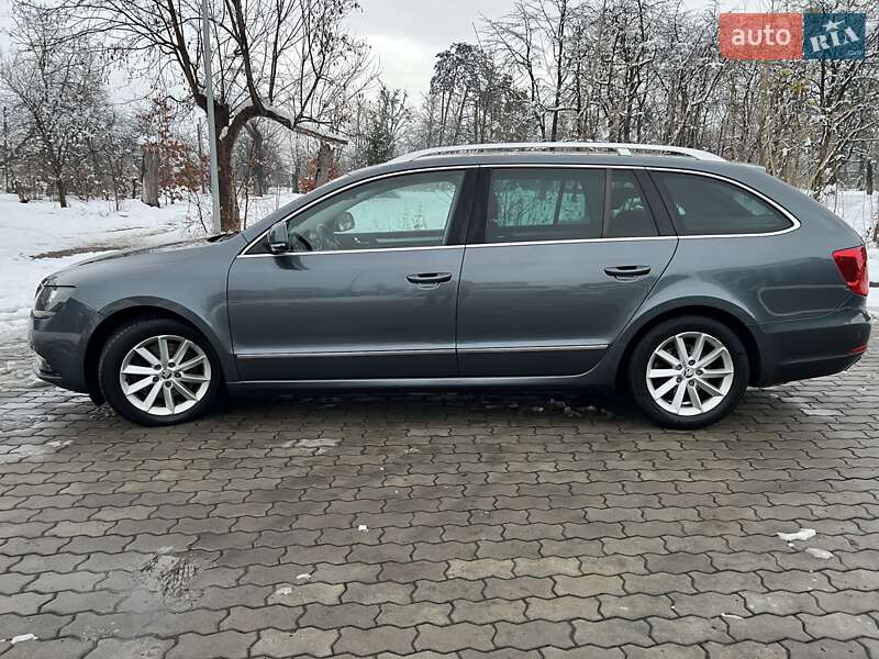 Універсал Skoda Superb 2014 в Стрию