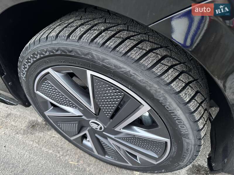 Лифтбек Skoda Superb 2025 в Киеве фото 23 Лифтбек Skoda Superb 2025 в Киеве