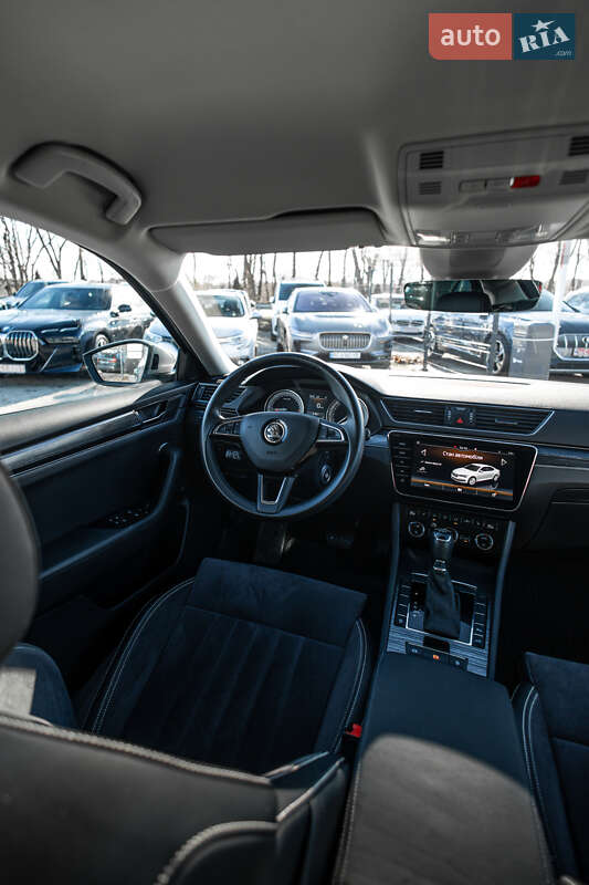 Ліфтбек Skoda Superb 2020 в Львові