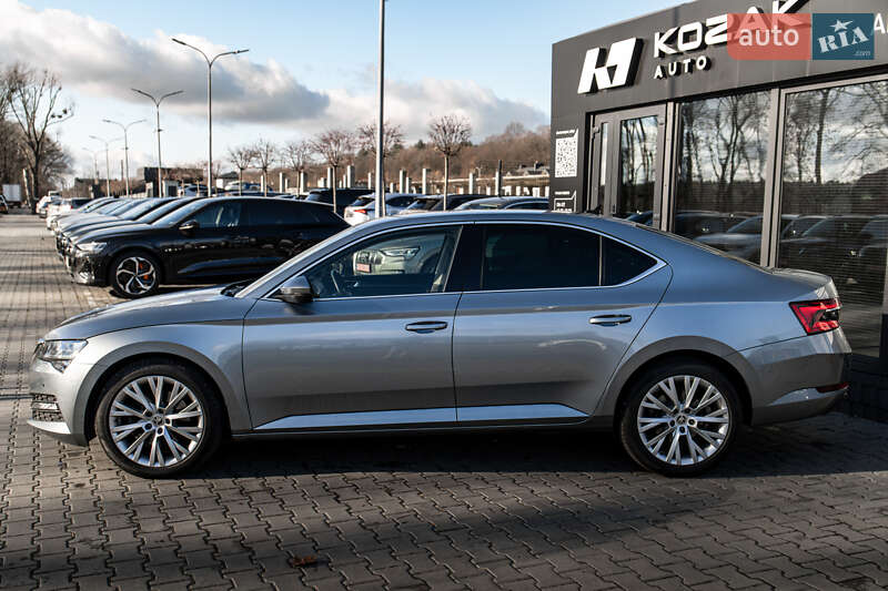 Ліфтбек Skoda Superb 2020 в Львові