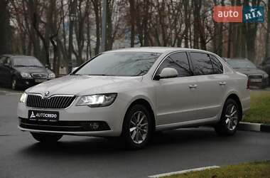 Ліфтбек Skoda Superb 2013 в Харкові