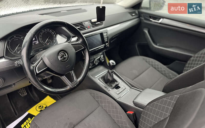 Ліфтбек Skoda Superb 2018 в Мукачевому фото 13 Ліфтбек Skoda Superb 2018 в Мукачевому