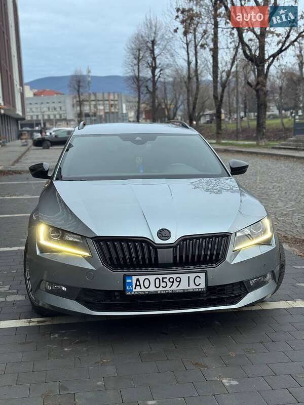 Універсал Skoda Superb 2018 в Сваляві