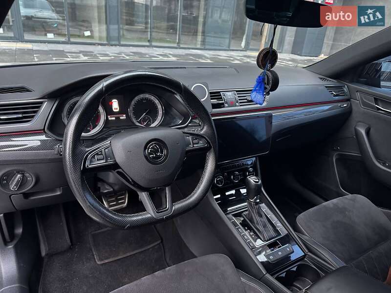 Універсал Skoda Superb 2018 в Сваляві
