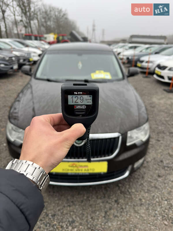 Лифтбек Skoda Superb 2013 в Умани
